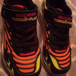Boys Sketchers Shoes size 3.5